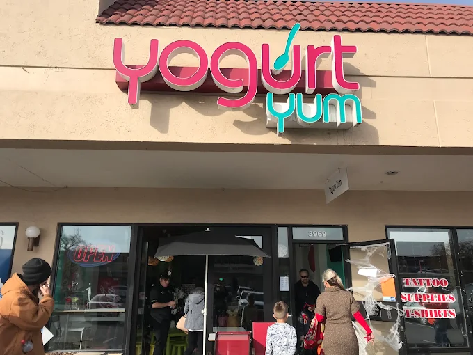 Yogurt Yum storefront sign in Thornton, Colorado